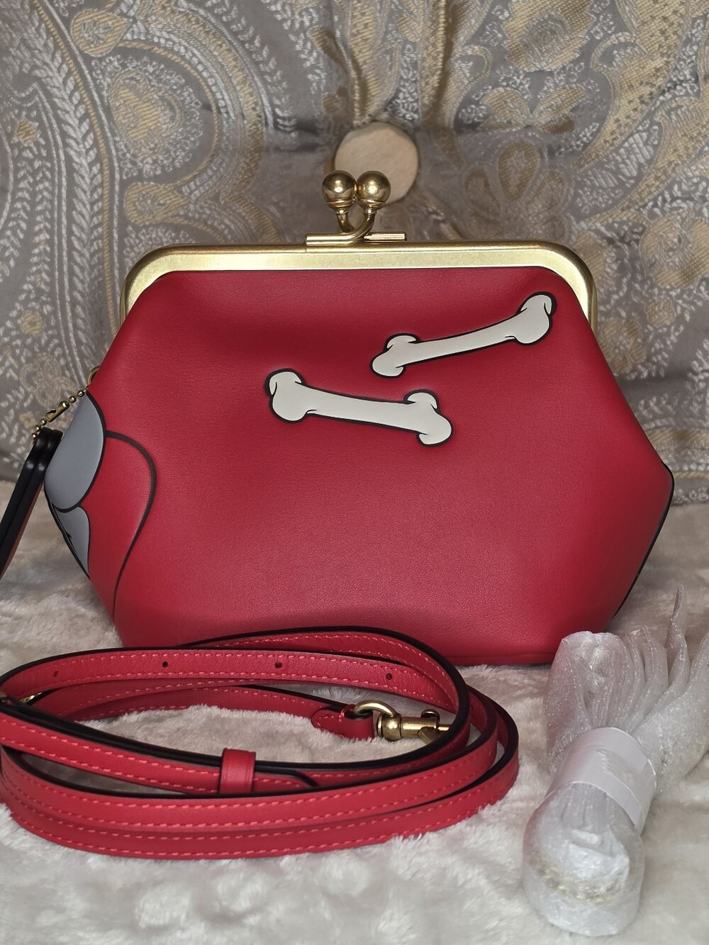 DISNEY X COACH KISSLOCK FRAME BAG CDL98 - Picture 3 of 10